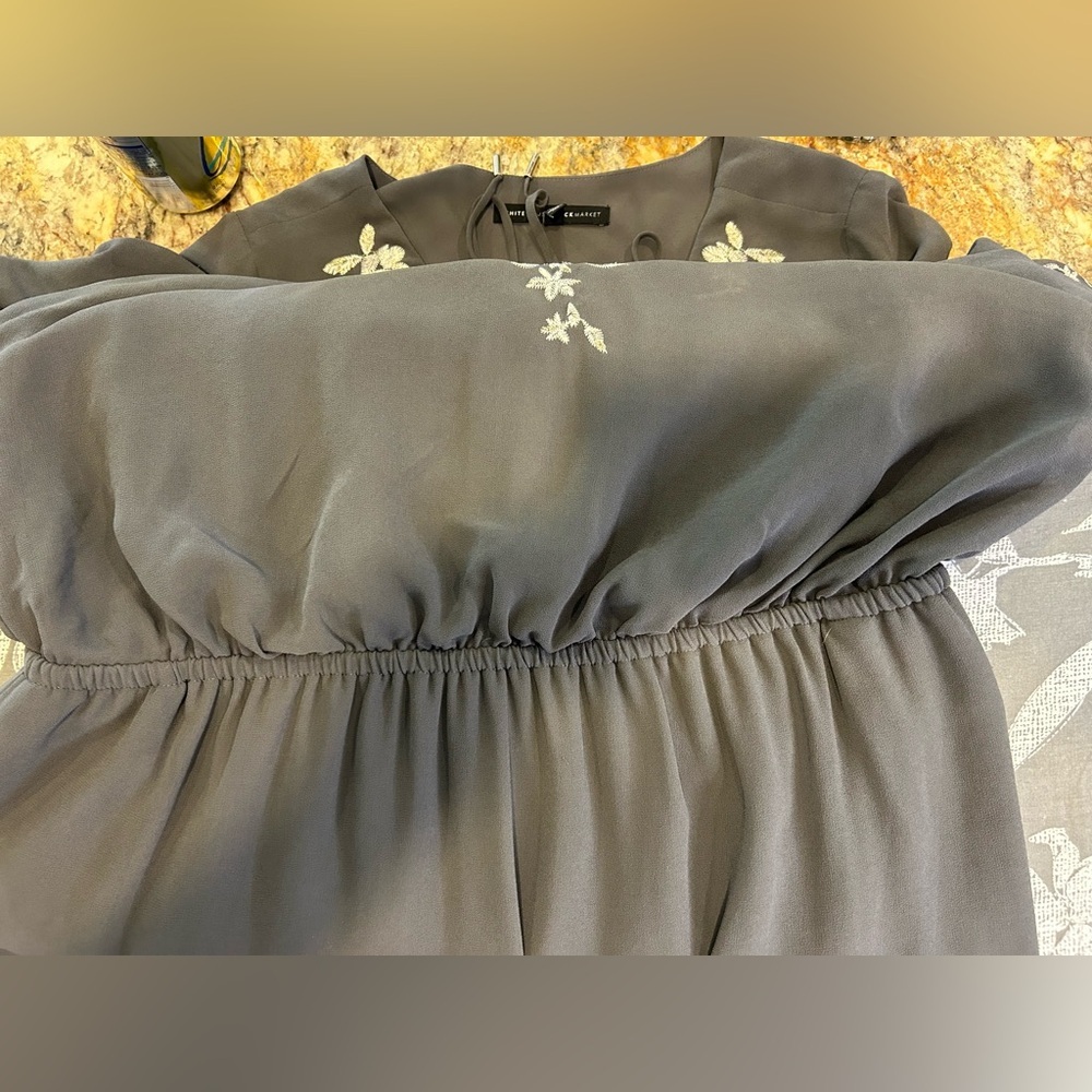 🩶”WHBM” Bluish Gray Long Sleeve Dress w/ White and Gold Floral Embroidery Sz 12🩶 - Picture 7 of 16